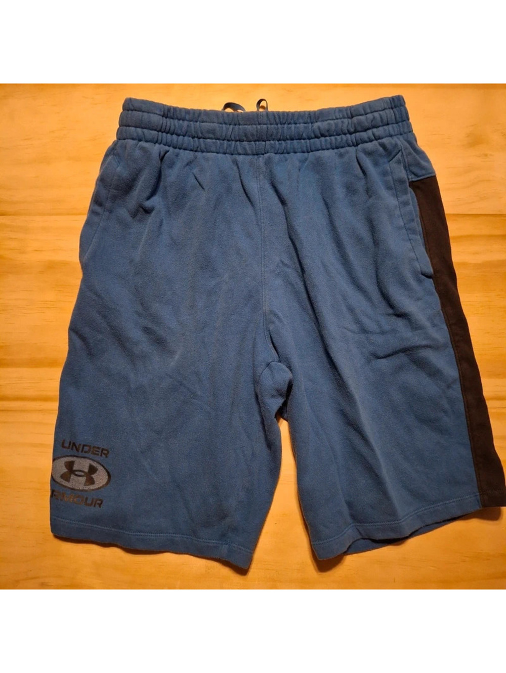 Summer workout! Under Armour Blue Athletic Shorts Men's L with Pocket